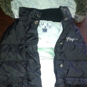 Womans roxy hooded vest jacket